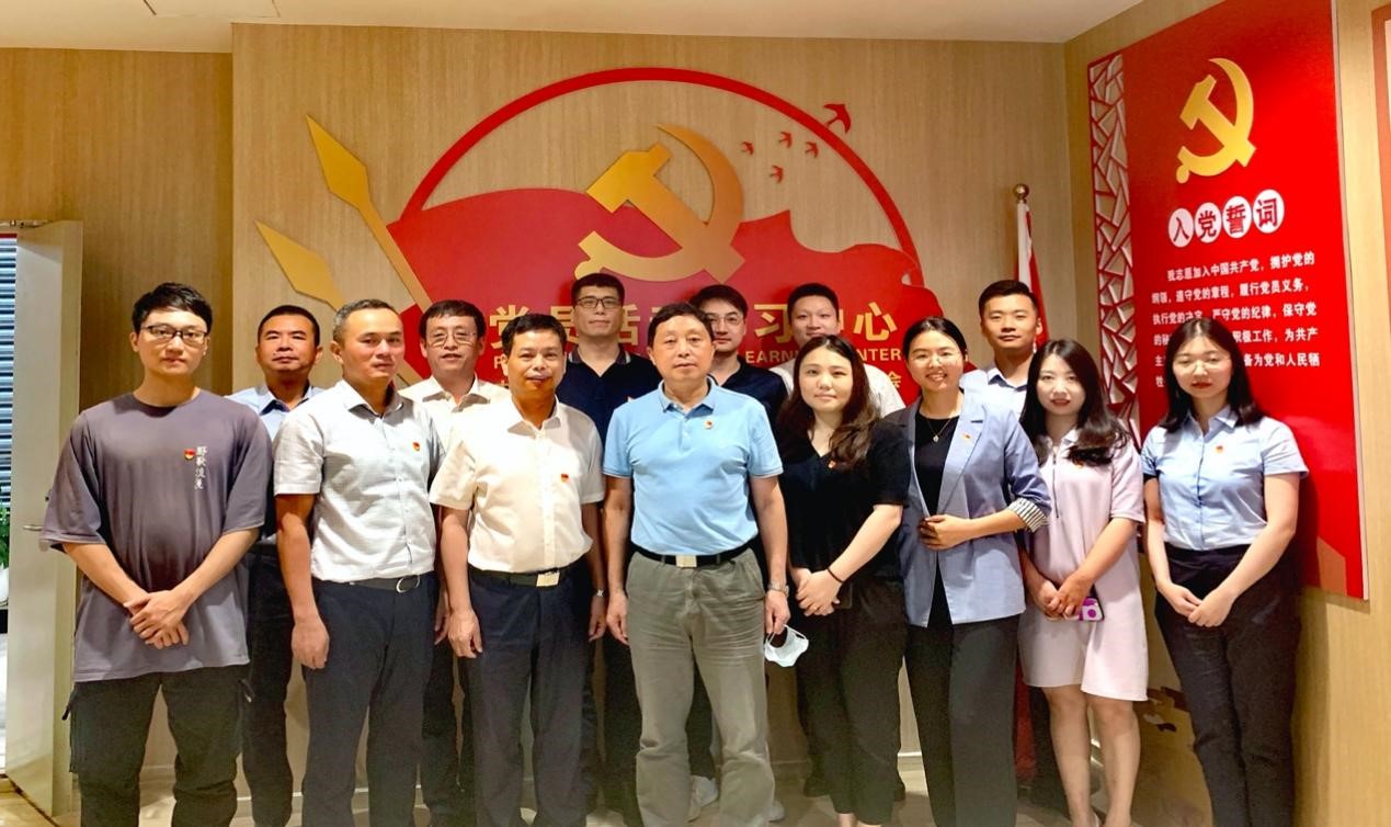 观韬动态 | 党课之“筑牢政治忠诚 传承红色基因  践行新时代律师工作者初心使命”